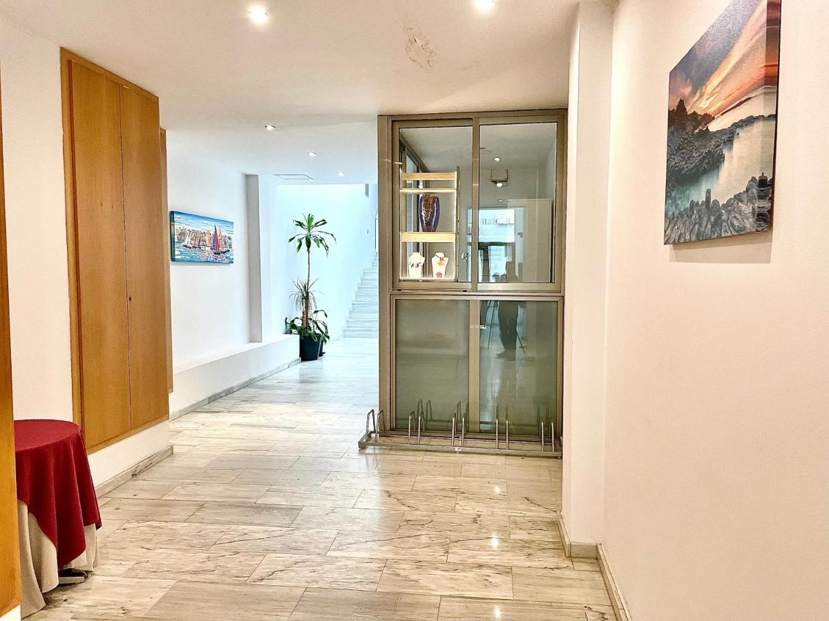 Apartaments Voramar 2 캠브릴스 외부 사진